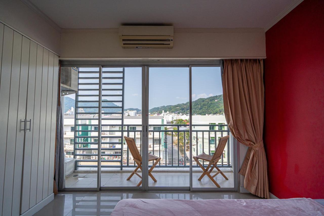 Santi White House Patong Hotel Luaran gambar