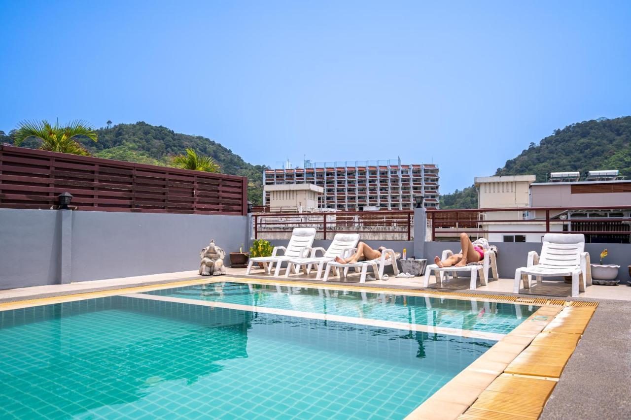 Santi White House Patong Hotel Luaran gambar